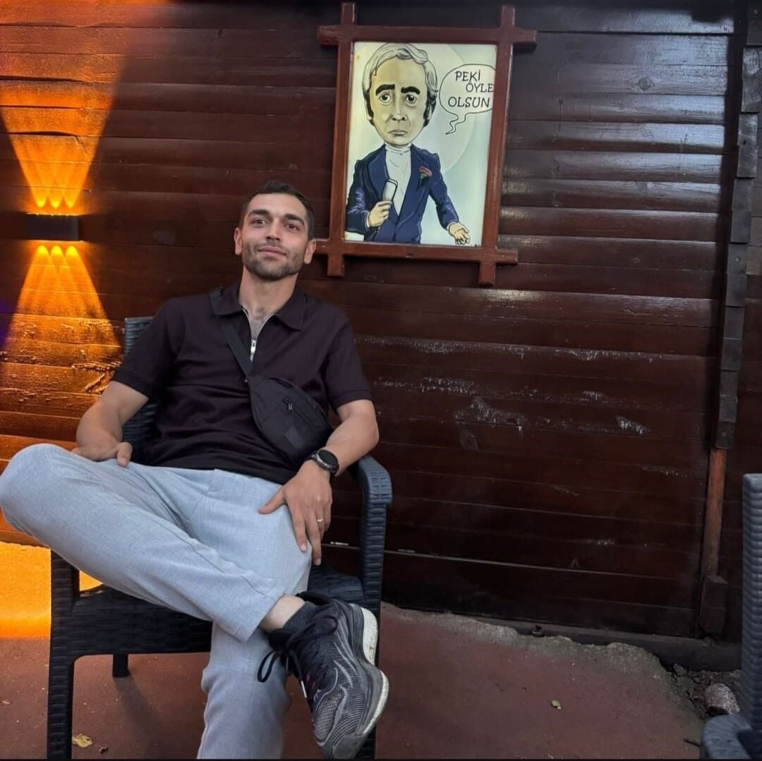 Silah Sesi Mahalleyi Ayaga Kaldirdi Genc Asker Kurtarilamadi (2)