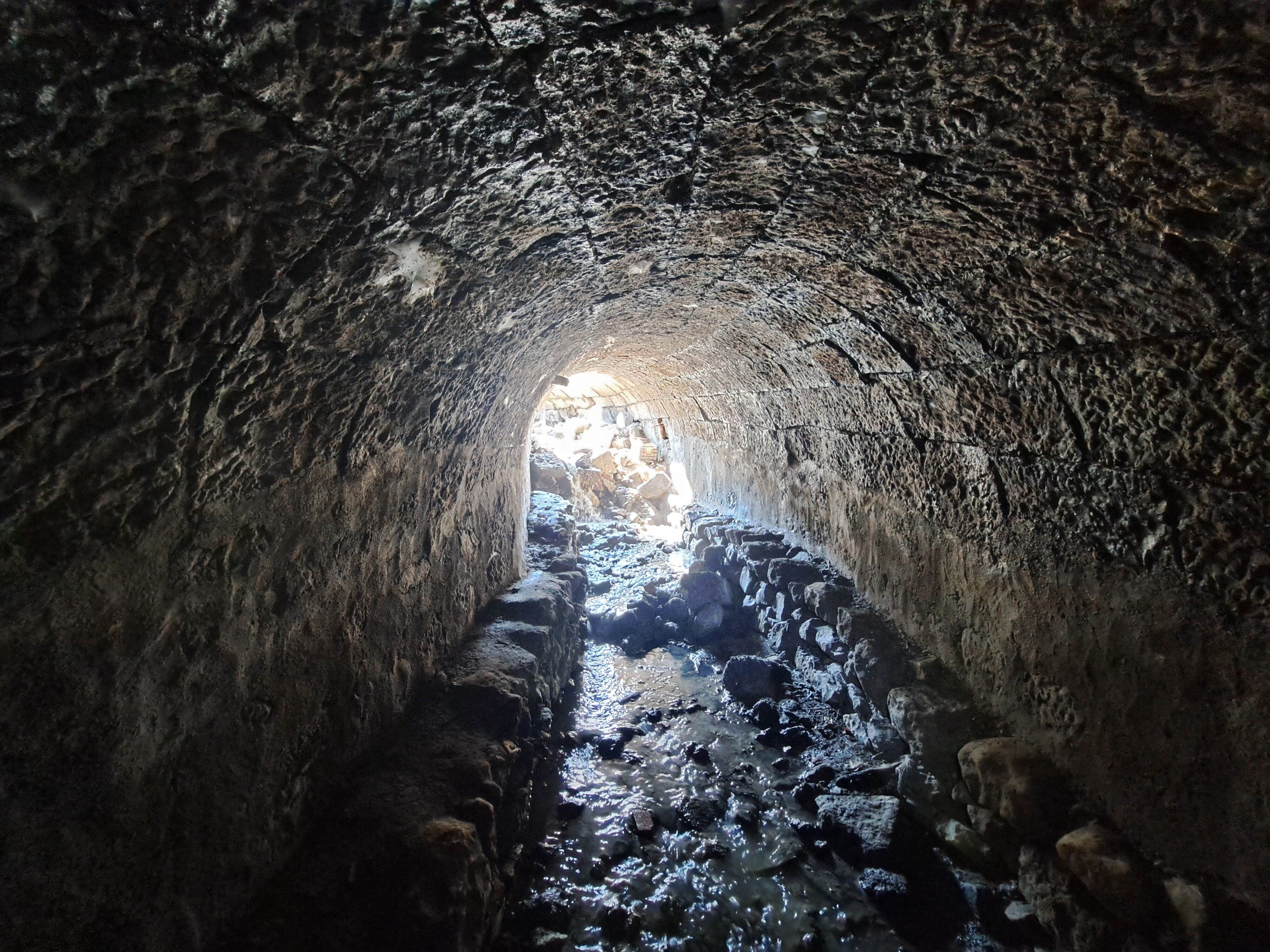 Turkiyede Tek Ornek Roma Doneminden 300 400 Metrelik Su Kanali Ortaya Cikti (4)