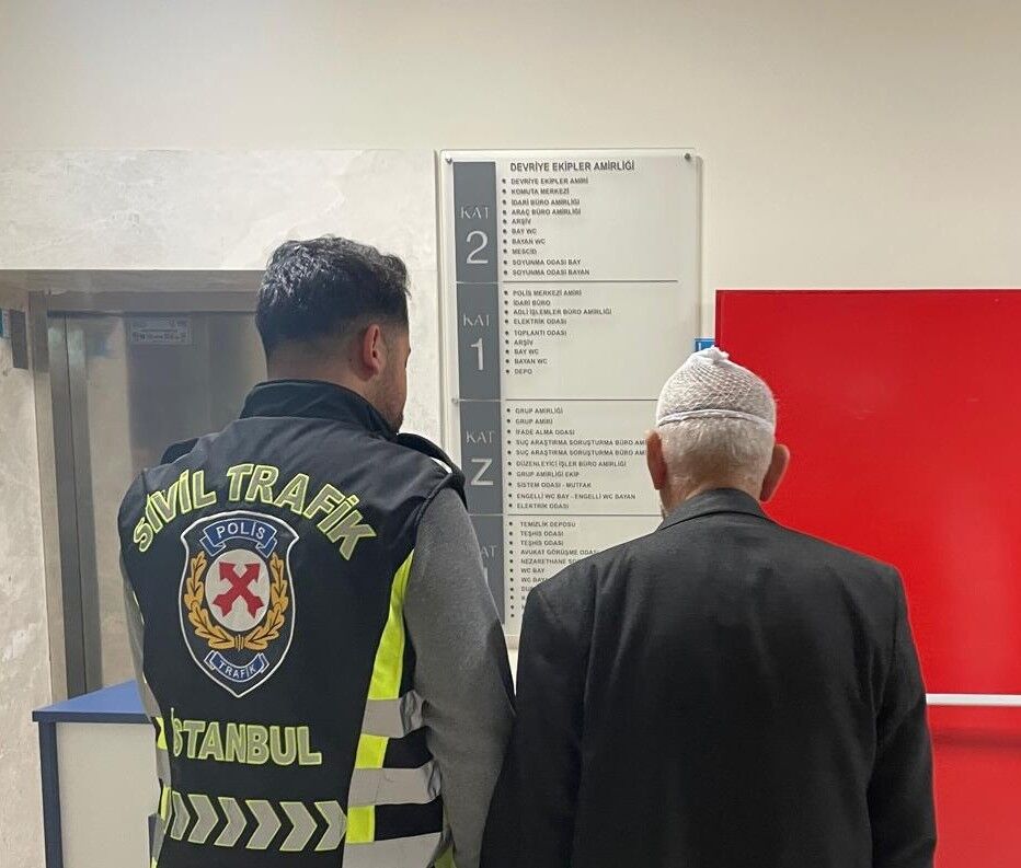 Yol Verme Tartismasi Dehsete Dondu Sopalar Havada Ucustu 3 Kisiye Rekor Ceza (3)