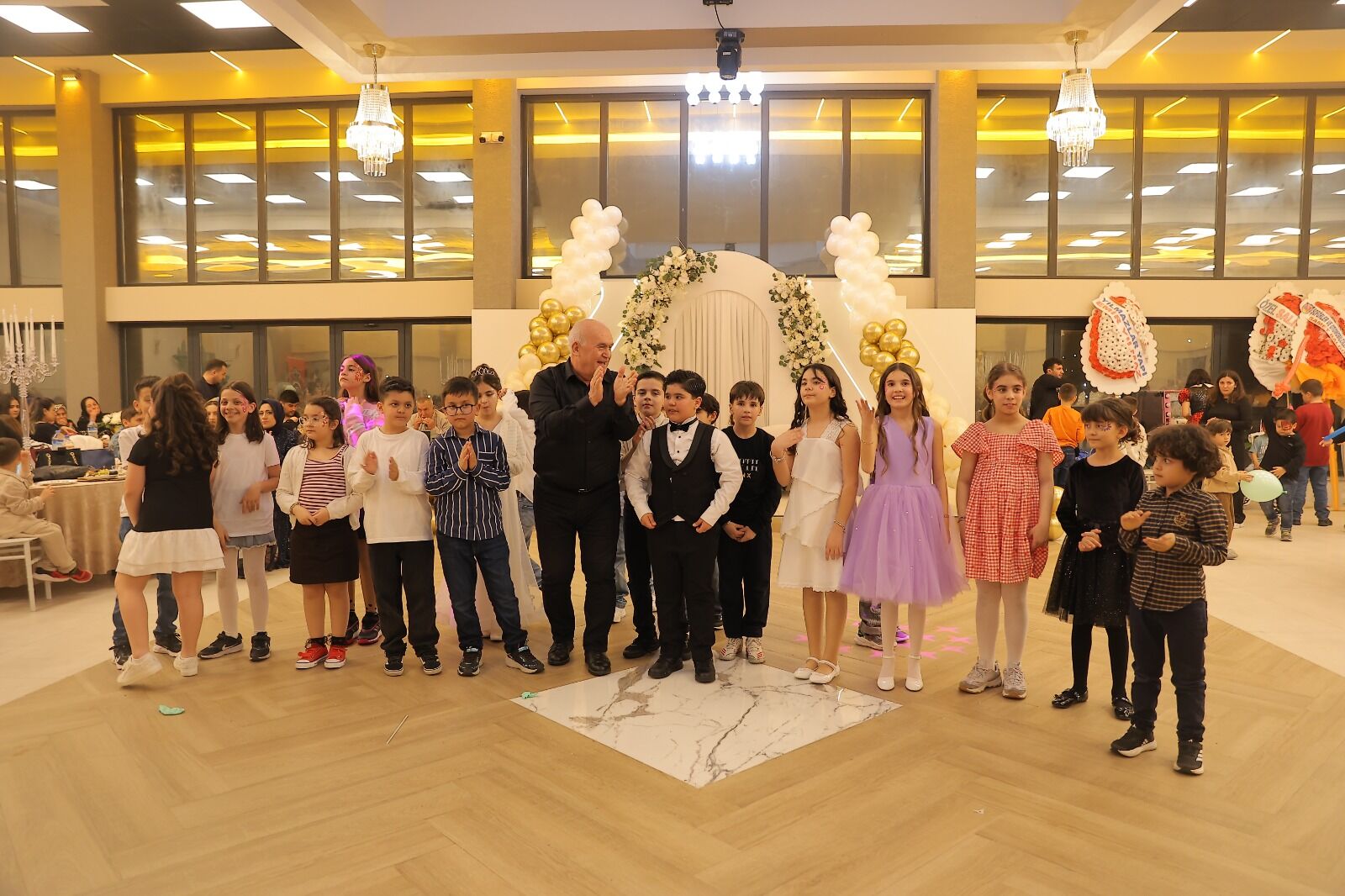 20B09399 Dac1 4539 B529 F9D398113B51