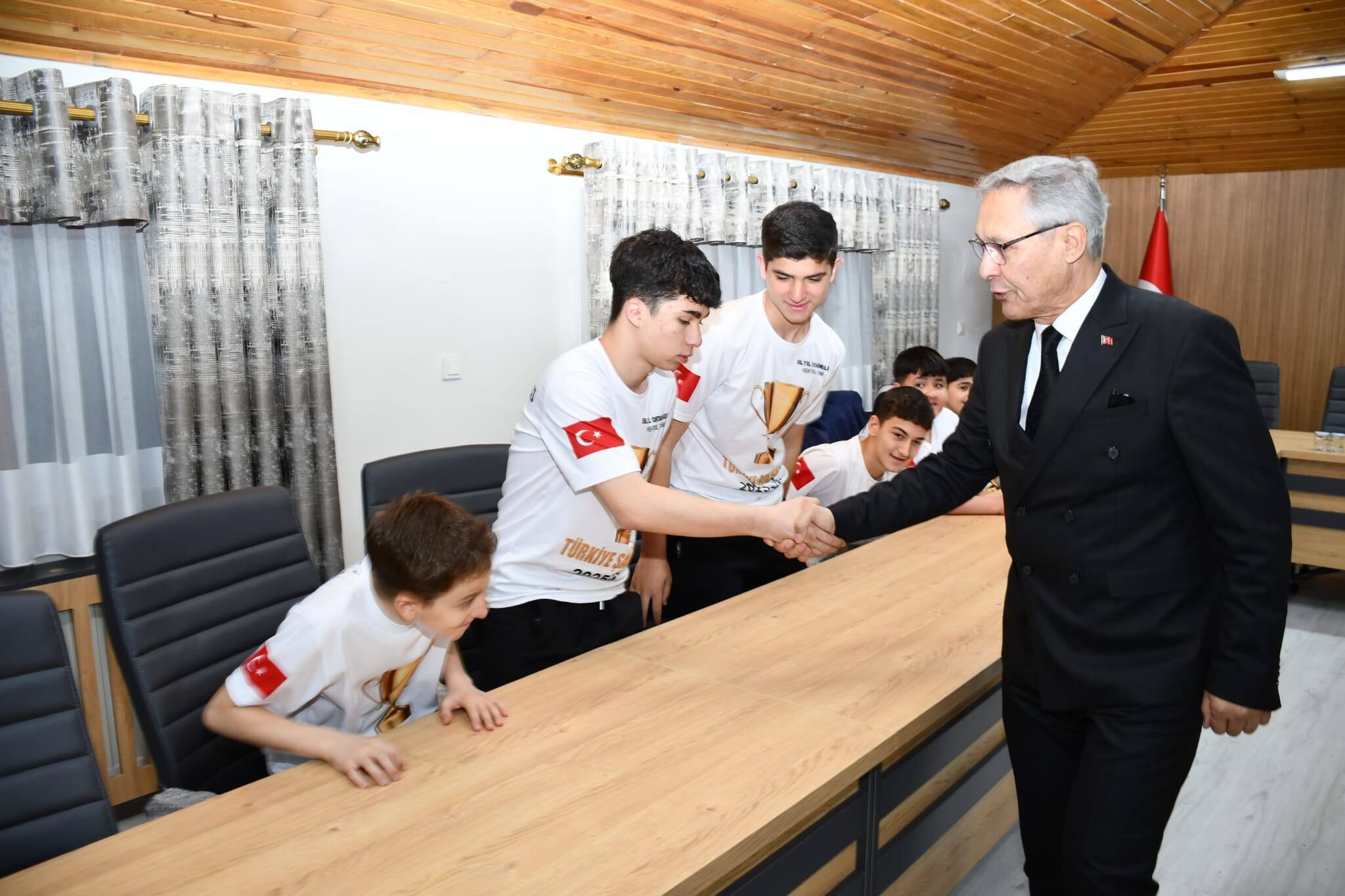 668787210 1253434686963298 3529628957885345959 N