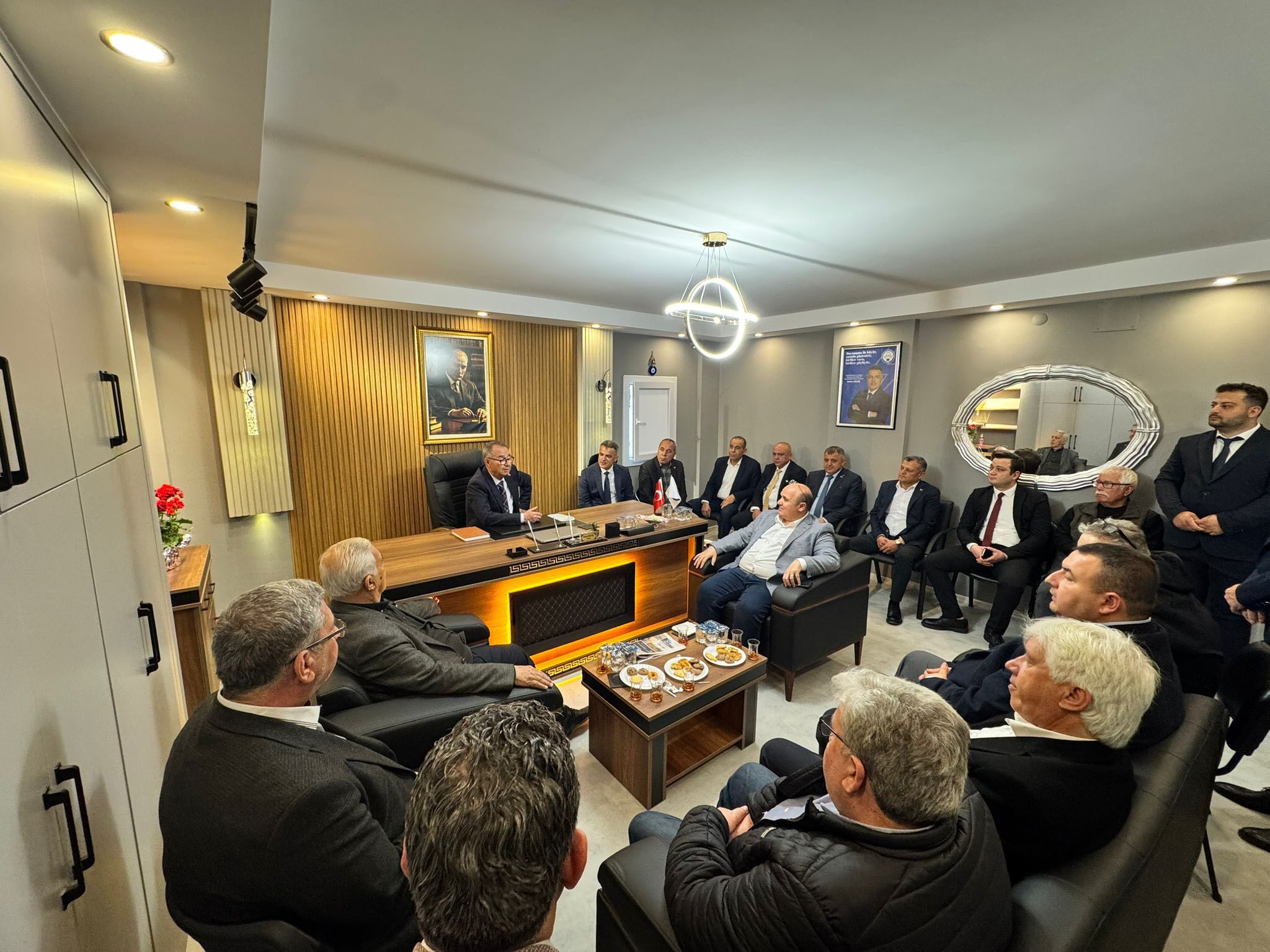 671697122 3178366632345356 5669427187382718274 N