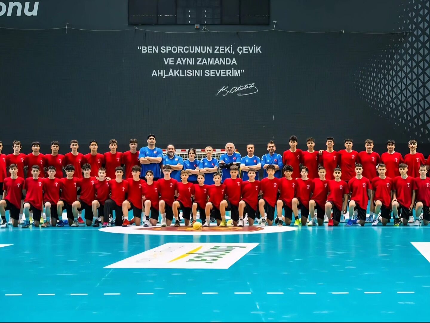 672155061 2152736298794404 6616924089313450988 N