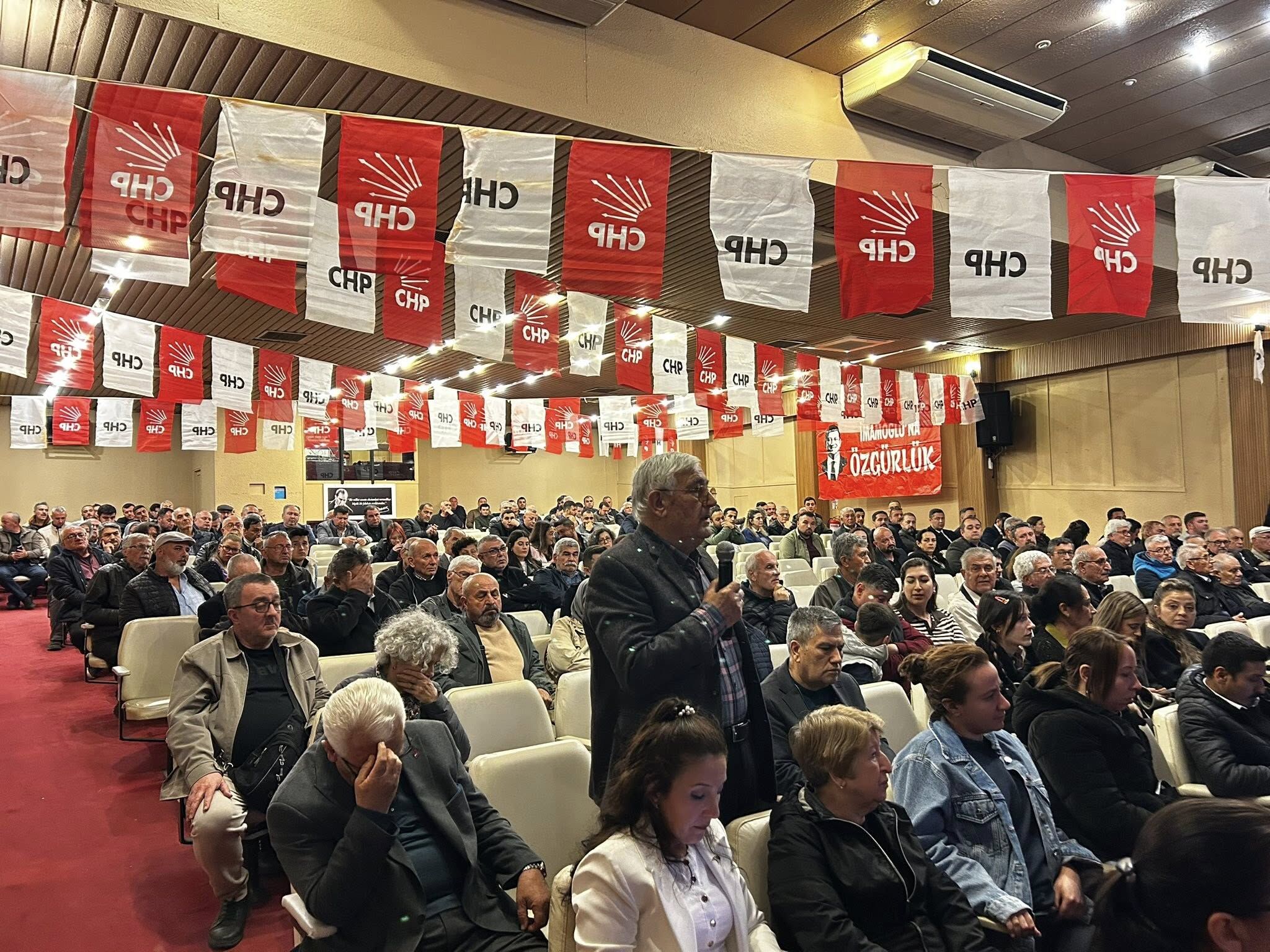 674003032 1385679463586295 3249087683480299383 N