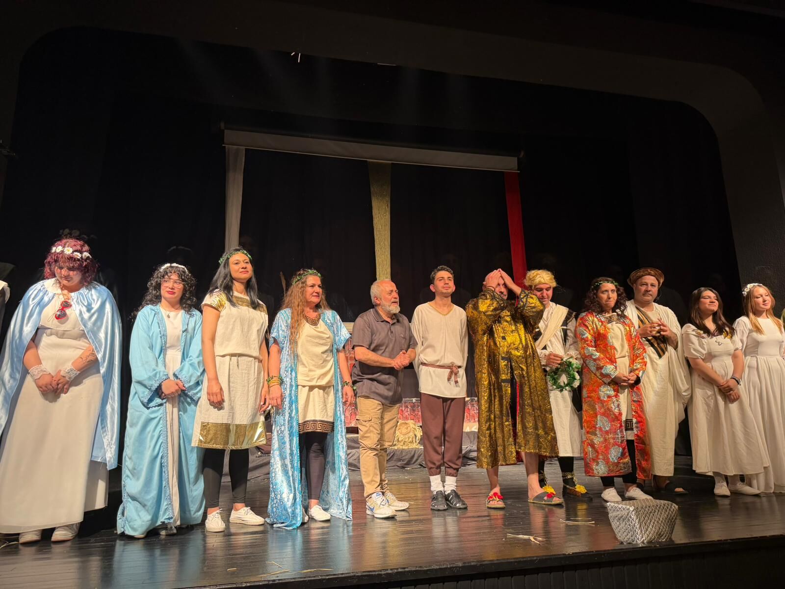 7499F9Bb 204C 4D60 9Bb2 1730143587D5