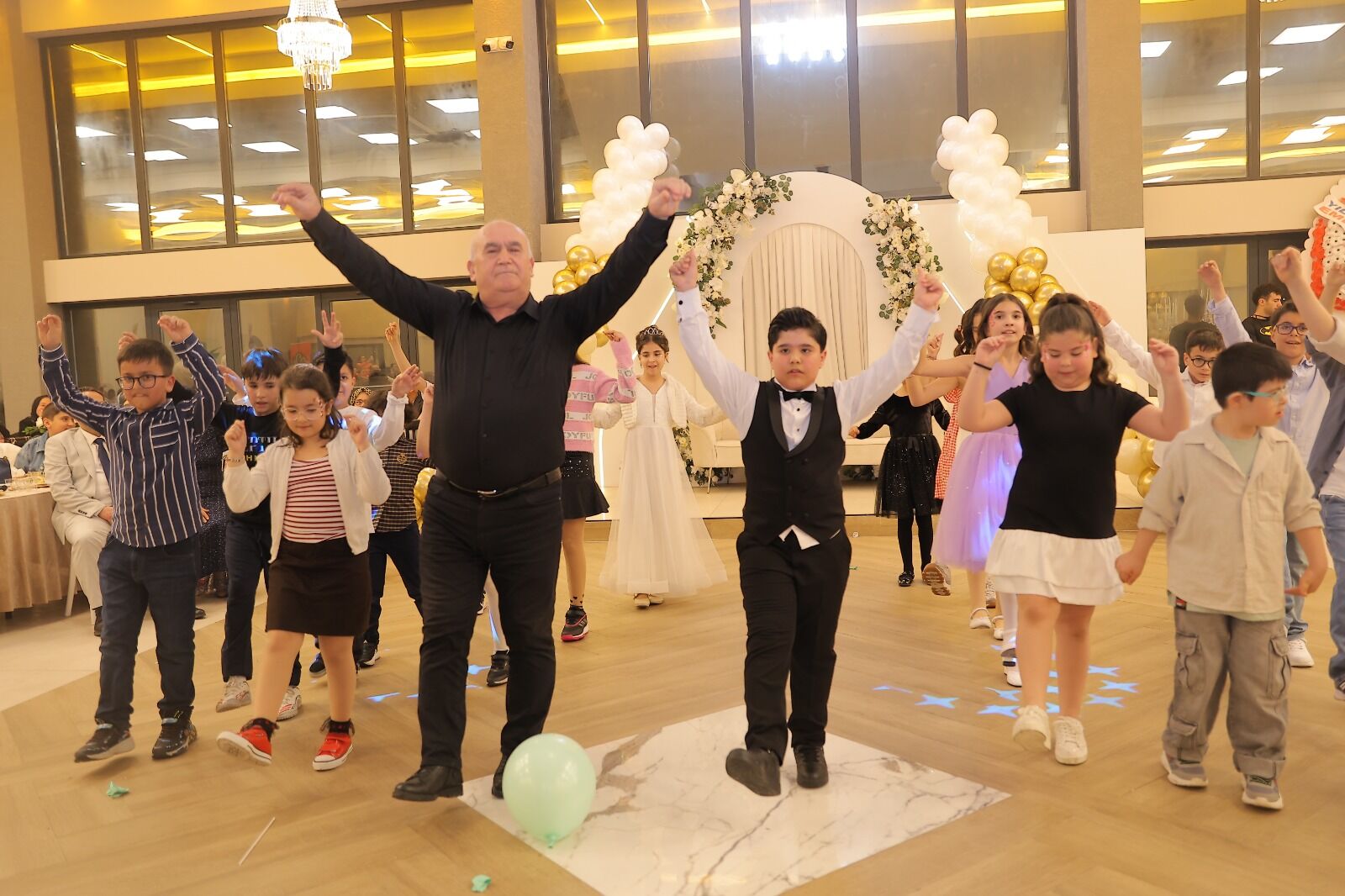 74F341Cd 8B2A 4355 8A85 E6Ce01309673