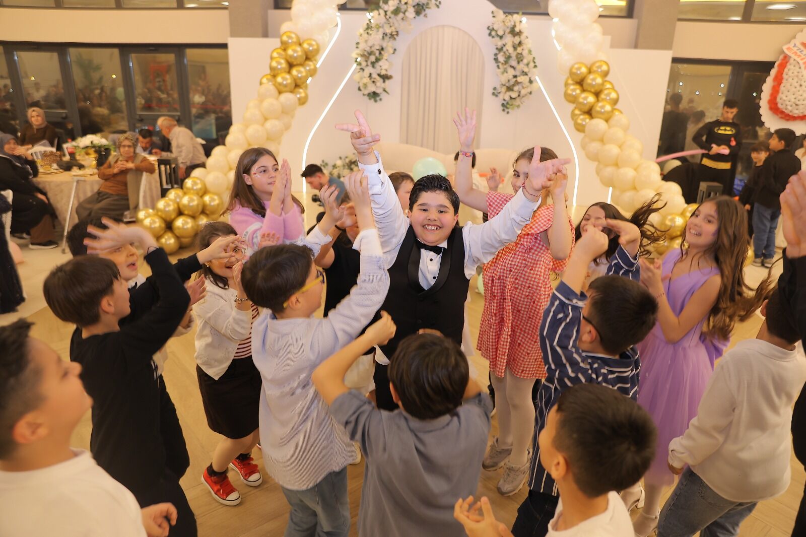 A1C1E8B4 3Adb 45C1 Ae1D F2E1F9A82860