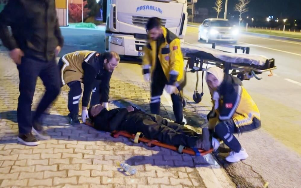 Alkollu Ve Ehliyetsiz Surucu Motokuryeye Carpti Kgys Kameralari Yalani Ortaya Cikardi (2)