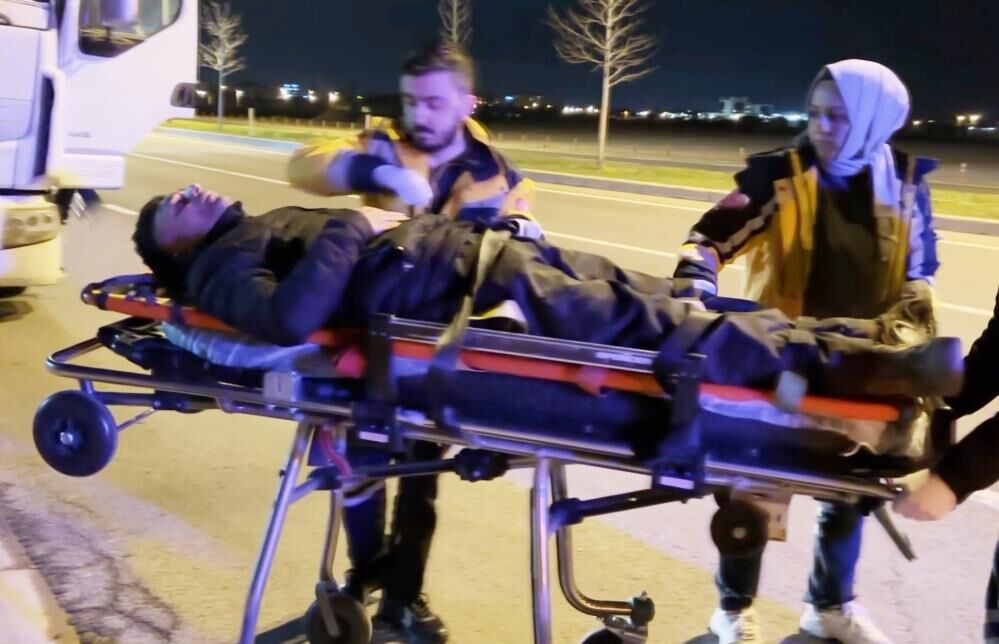 Alkollu Ve Ehliyetsiz Surucu Motokuryeye Carpti Kgys Kameralari Yalani Ortaya Cikardi (3)