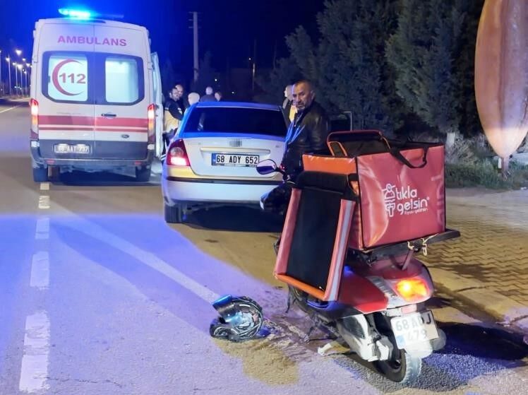 Alkollu Ve Ehliyetsiz Surucu Motokuryeye Carpti Kgys Kameralari Yalani Ortaya Cikardi (4)