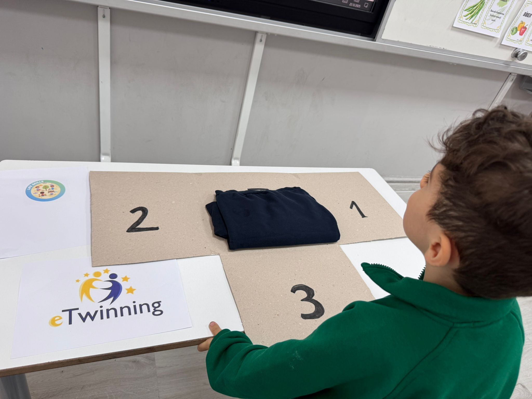 Bab99F98 Fb33 424F 83Bd 82D1Bed7Dda6