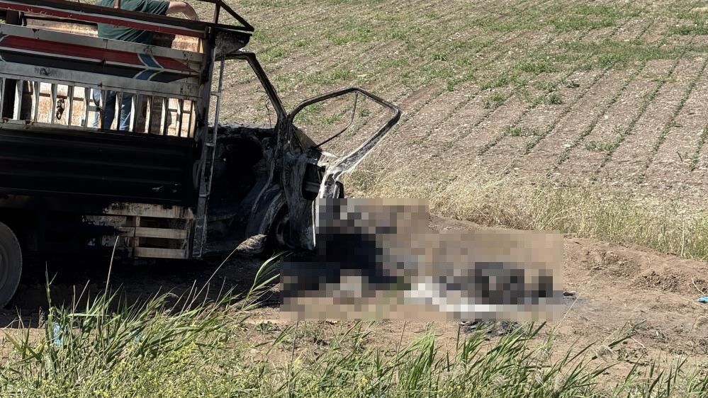 Baba Ve Oglunu Hem Vurdu Hem Yakti Basinda 15 Dakika Beklemis (6)