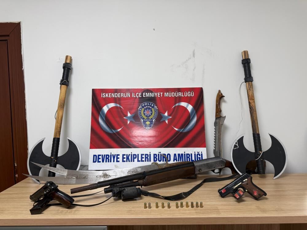 Balkonda Camasir Gibi Silah Asti Gorenler Gozlerine Inanamadi (1)-1