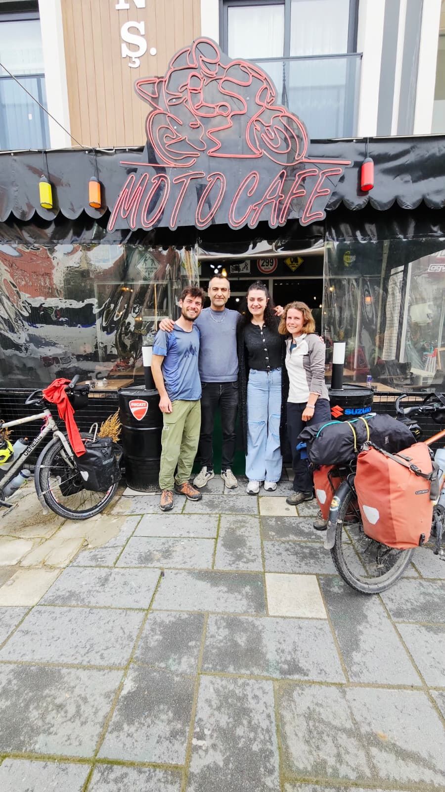 Bd905155 E541 437E B032 Aa4634F07D4E