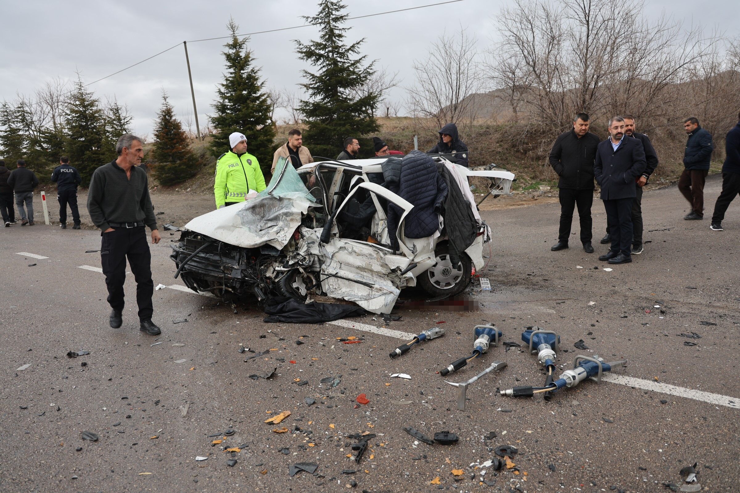 Bir Aile Yok Oldu Aci Kazada Olu Sayisi 4E Yukseldi (4)