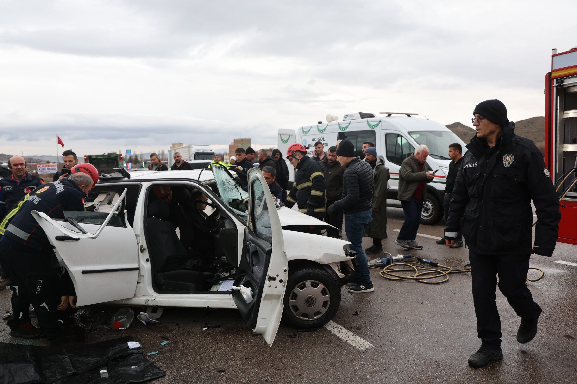 Bir Aile Yok Oldu Aci Kazada Olu Sayisi 4E Yukseldi (7)