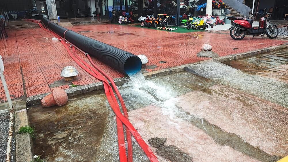 Bu Is Hani 27 Yildir Cile Cekiyor Esnaf Kalici Cozum Istiyor (4)