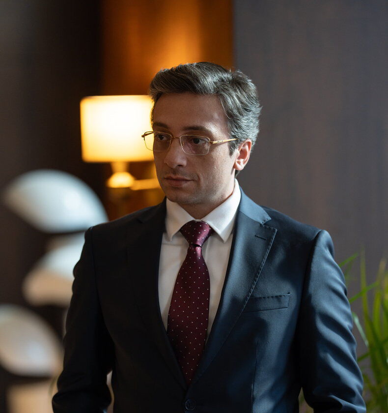 Delikanlı Dizisi Uyarlama Mı