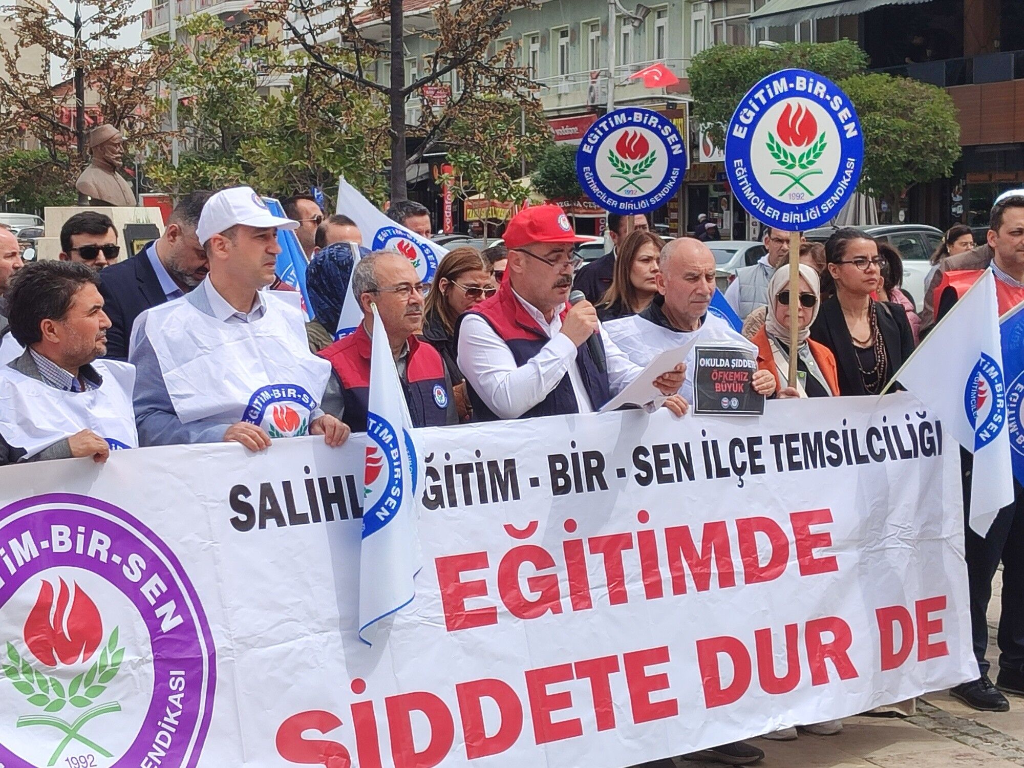 Eği̇ti̇m Bi̇rsen (1)