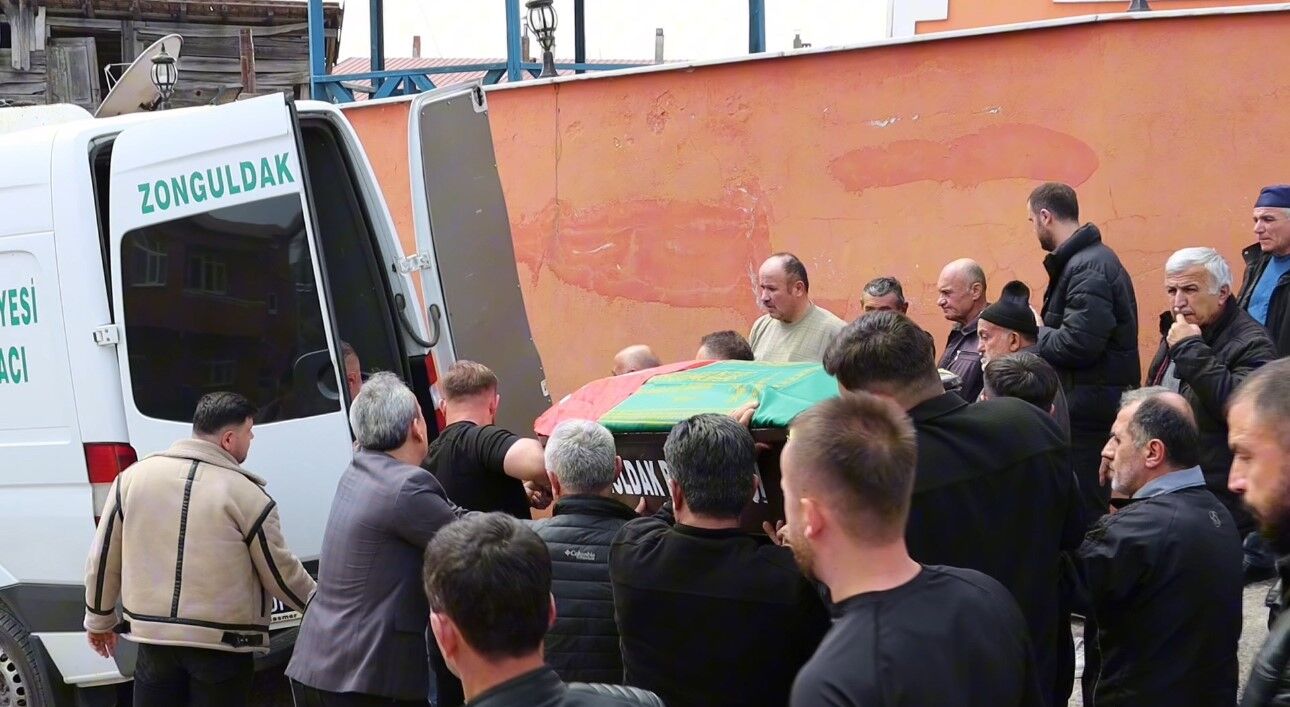 Emekliligine Sadece Bir Ay Kalmisti Agabeyiyle Ayni Sonu Paylasti (3)