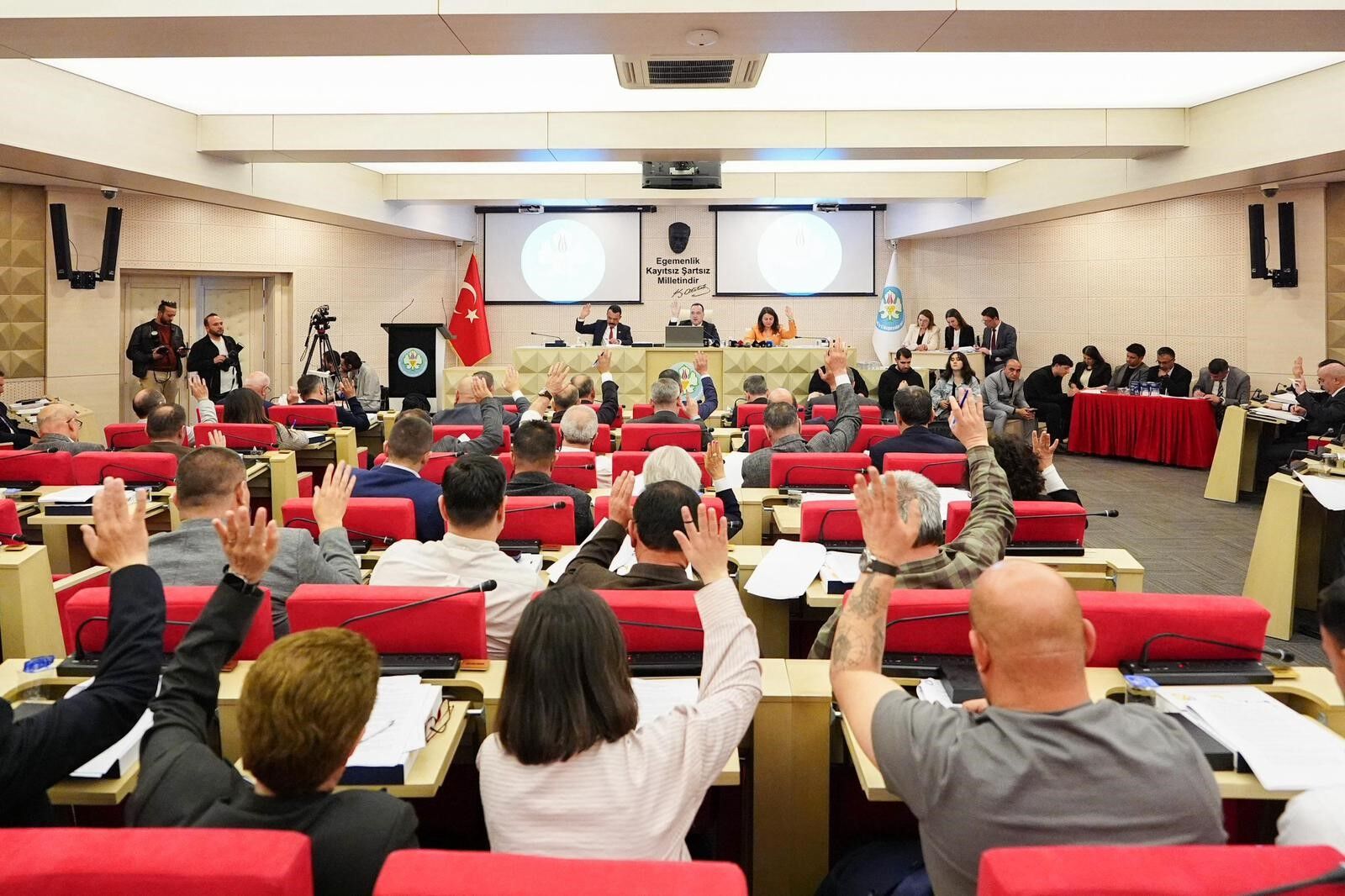 Enflasyona Ragmen Rekor Fazla Manisa Buyuksehirden Guc Gosterisi (2)