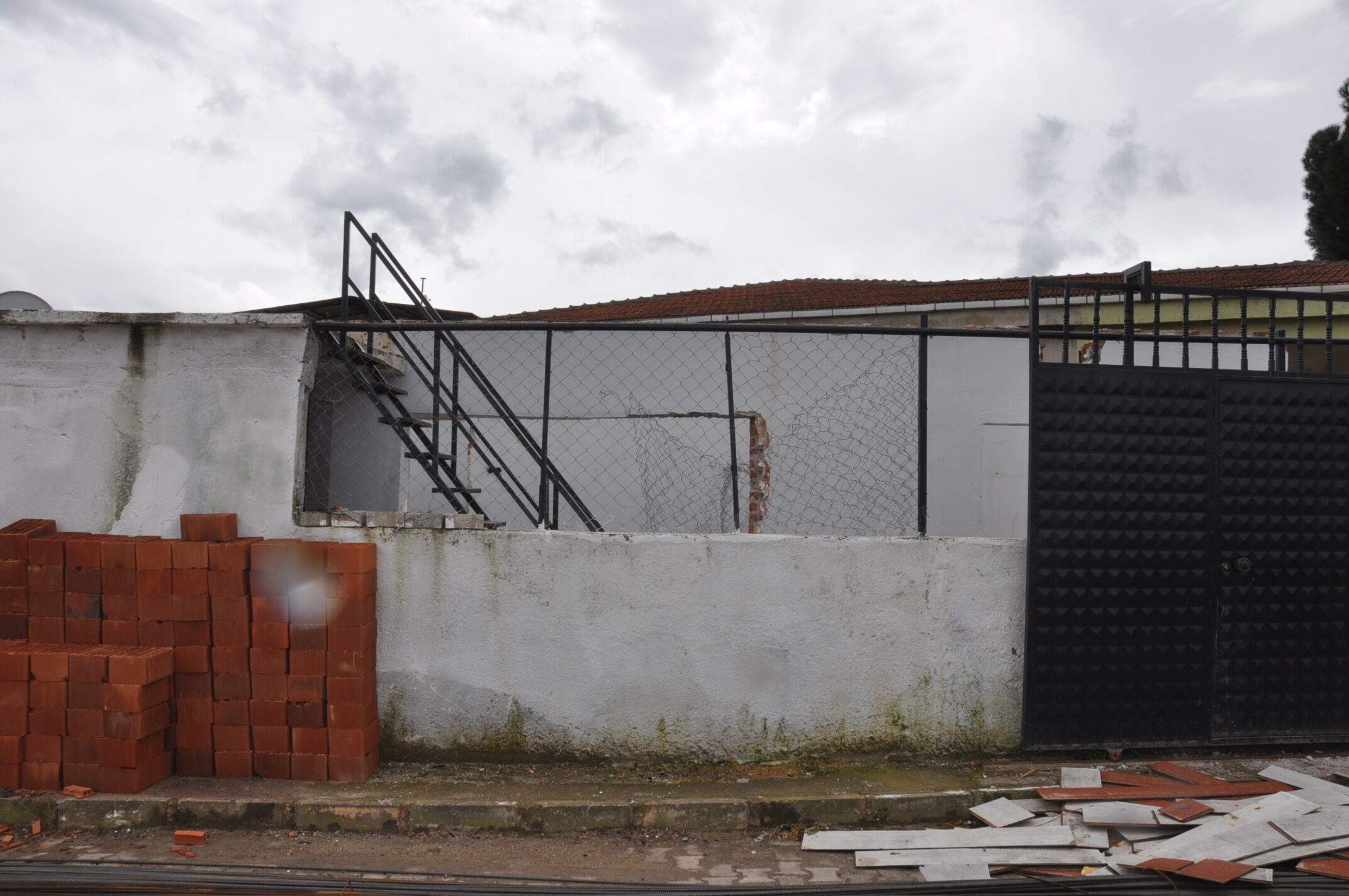 Evi Yanan Adam Salihli (11)