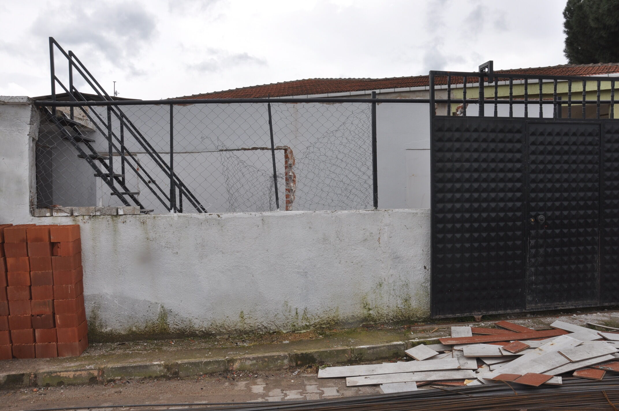 Evi Yanan Adam Salihli (13)