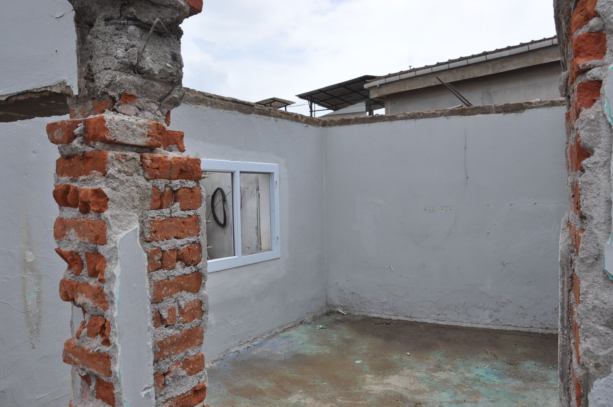 Evi Yanan Adam Salihli (2)