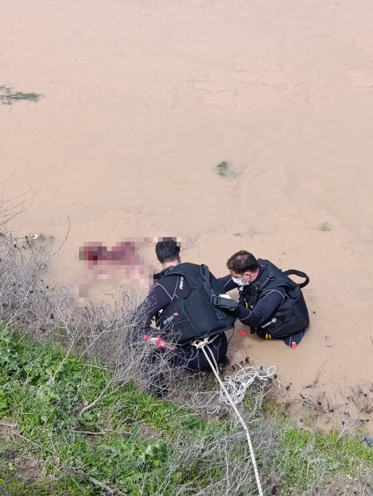 Hayvanlari Otlatan Coban Soke Oldu 13 Gunluk Kayip Sahis Derede Olu Bulundu (2)