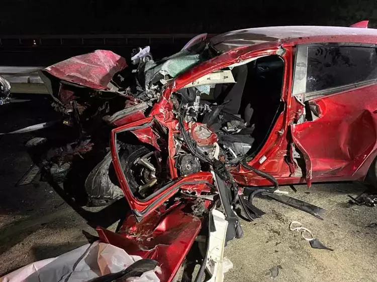 Ihmalkarligin Bedeli Agir Oldu Korkunc Kazada 5 Kisi Hayatini Kaybetti-1