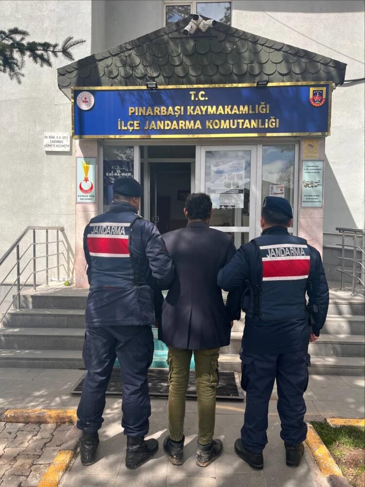 Insanlik Disi Goruntuler Yemek Yetmiyor Diyerek Kopegini Asti (2)