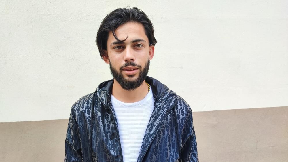 Kahramanlik Bedel Odetti Bebegi Alevlerden Kurtardi Kavgayi Ayirirken Bicaklandi (2)