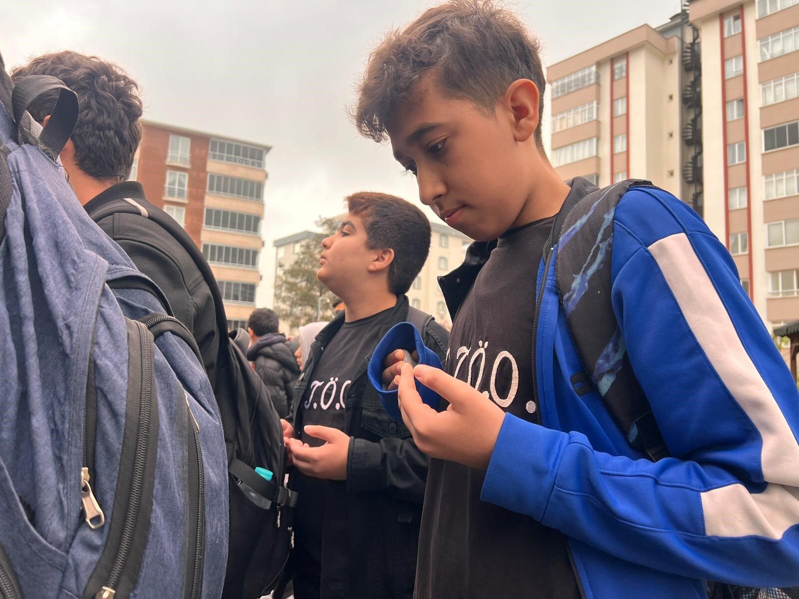 Kahramanmarasta Okul Saldirisinin Ardindan Ders Zili Dualarla Caldi (4)