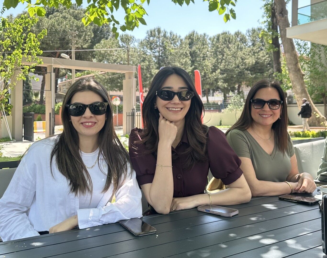 Kaliteli Hizmetin Adresi Okan Ailesi Sektör Medya’yı Ağırladı (3)