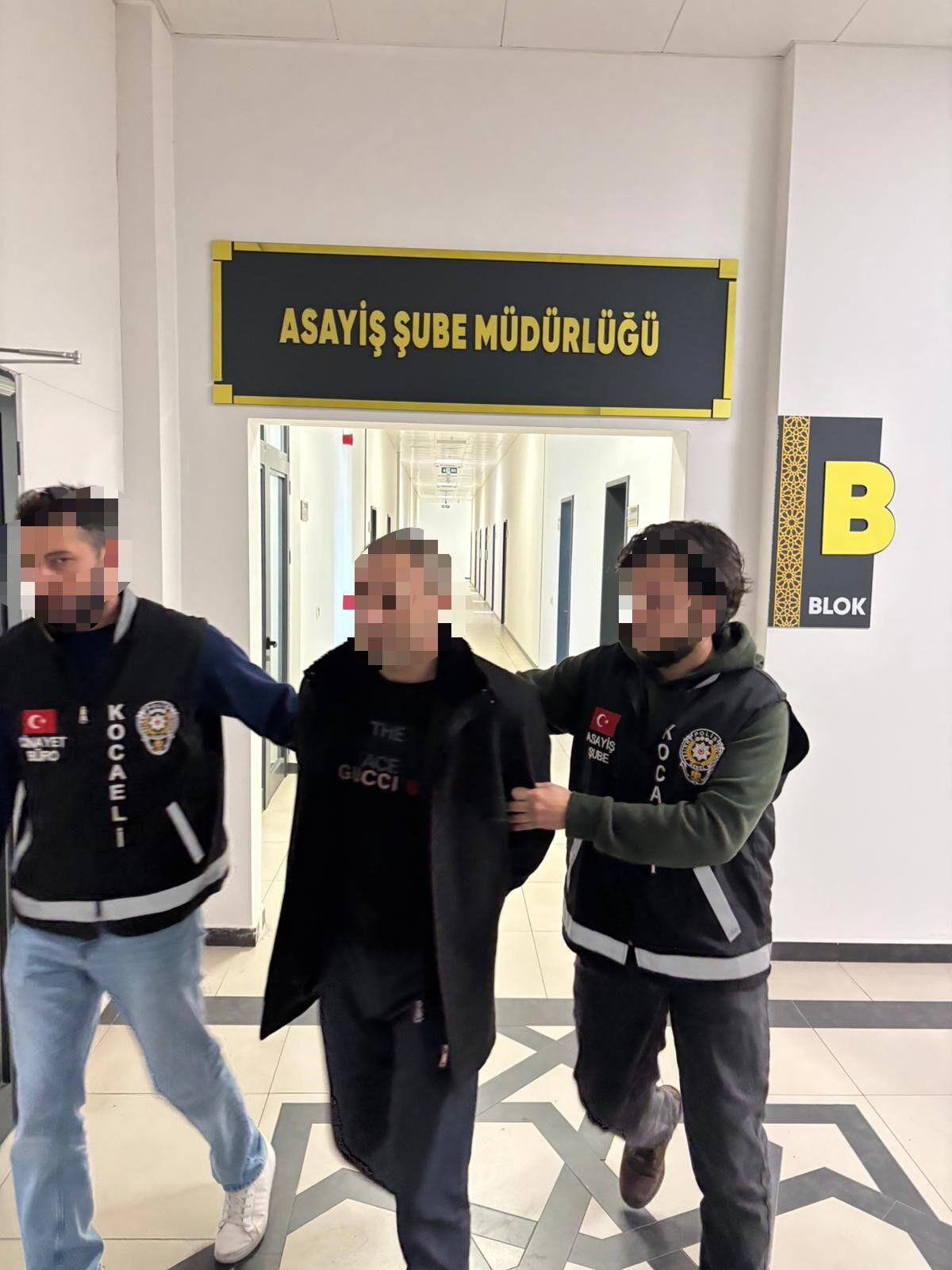 Kardesine Pusu Kuran Agabey Dehseti Ise Gitmek Isterken Hayatindan Oldu (3)