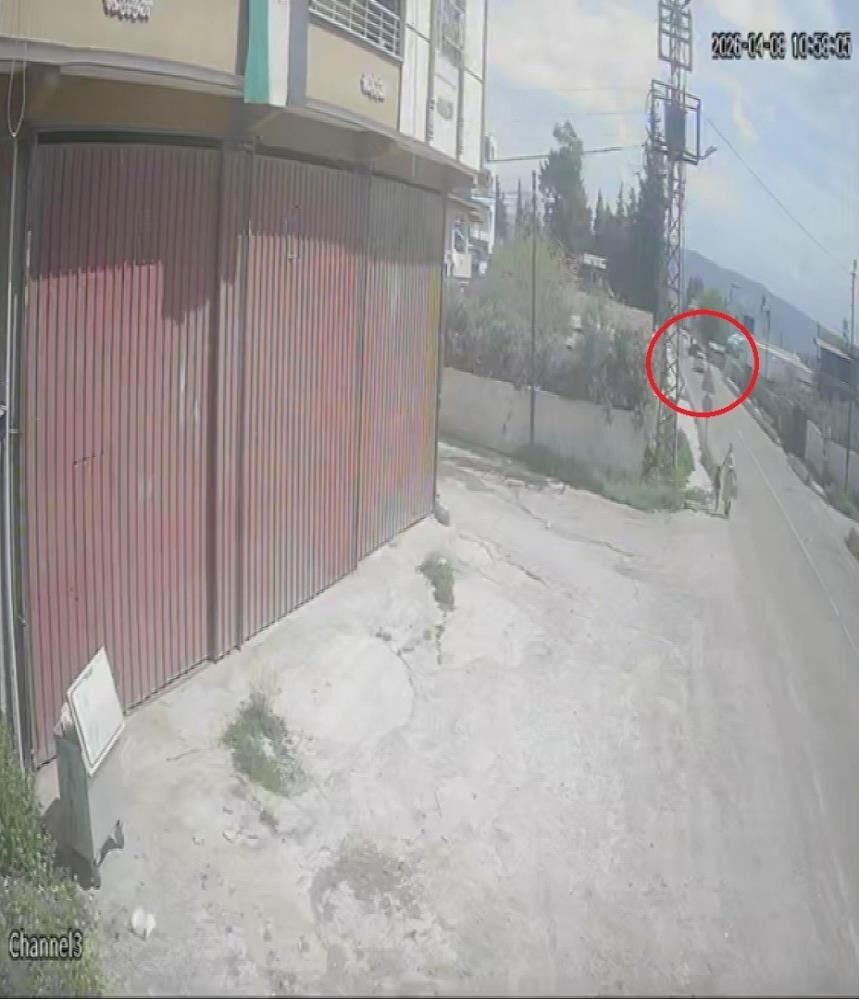 Kazalarin Eksik Olmadigi Yola Muhtar Ve Yarali Vatandas Cozum Istedi (2)