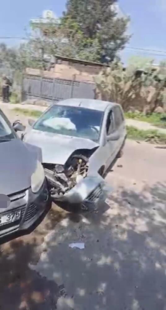 Kazalarin Eksik Olmadigi Yola Muhtar Ve Yarali Vatandas Cozum Istedi (4)