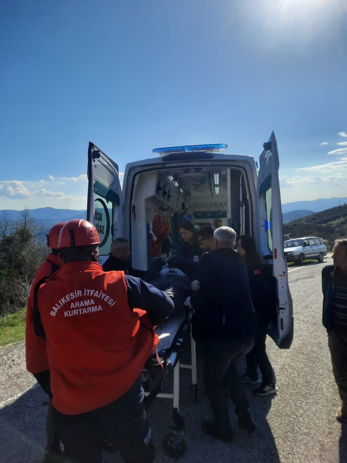 Lastigin Altinda Sikismisti Ekipler Seferber Oldu Ama Kurtarilamadi (3)