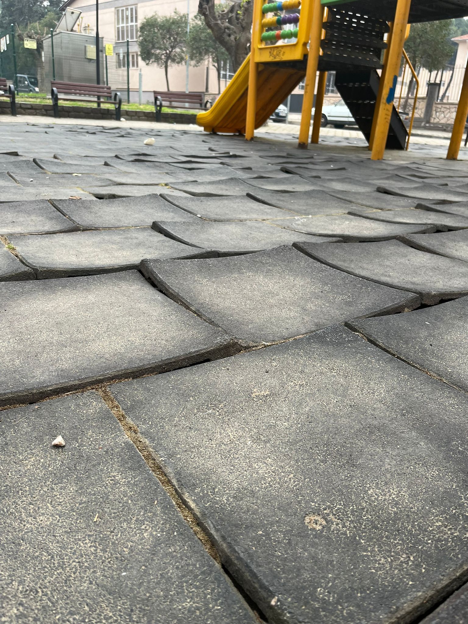 Mahalle Sakinlerinden Çocuk Parkı Için Düzenleme Talebi (2)