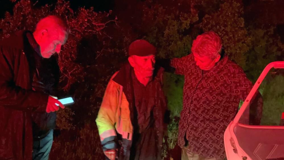 Mantar Toplamaya Gitti Sis Ve Yagmurda Kaybolmustu 80 Yasindaki Adamdan Sevindirici Ha (4)