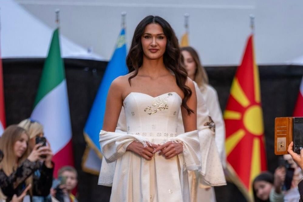 Mesir Festivalinde Kulturlerin Buyuleyici Bulusmasi (5)