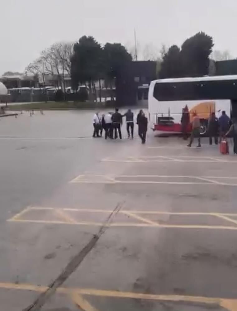Otobus Terminalinde Yolcu Sofor Kavgasi Kamerada (3)