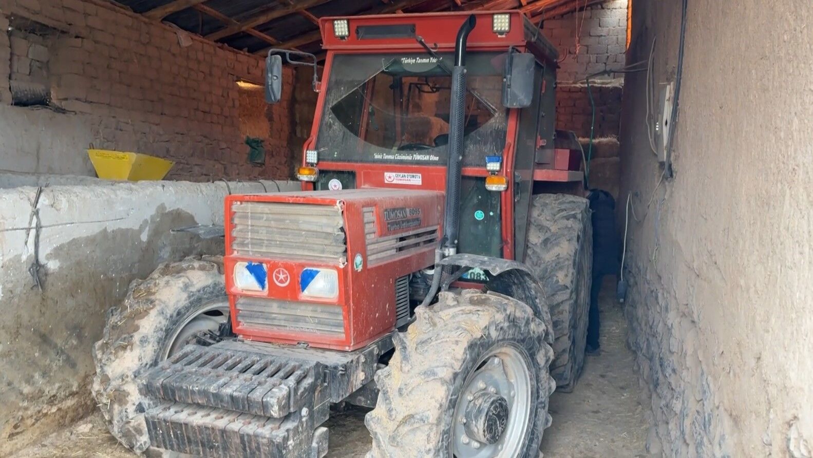 Oyun Oynarken Ecel Kapisini Caldi Acili Babanin Feryatlari Yurekleri Dagladi (3)