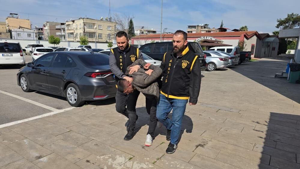 Pastanede Basladi Sokakta Devam Etti Yankesici Kamera Kayitlarindan Yakalandi Savunmas (4)