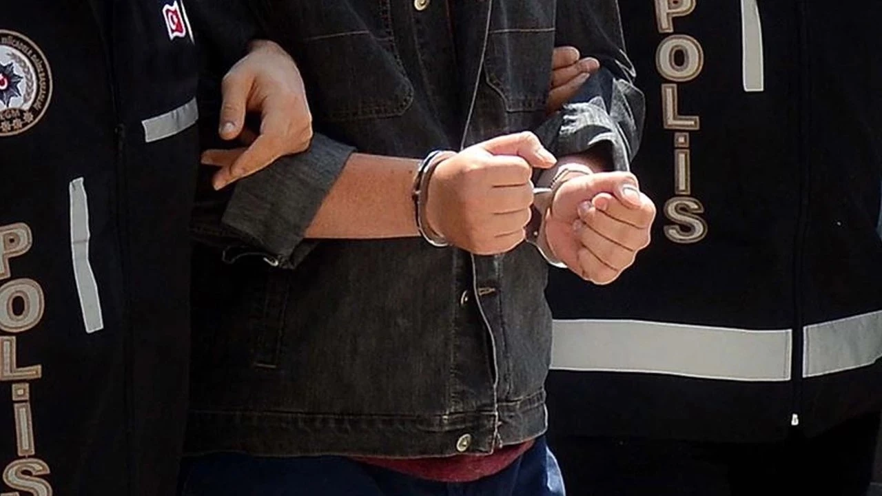 ‘Şaka’ Dedi Ama Evinden Mermi Çıktı Lise Öğrencisi Gözaltında-1