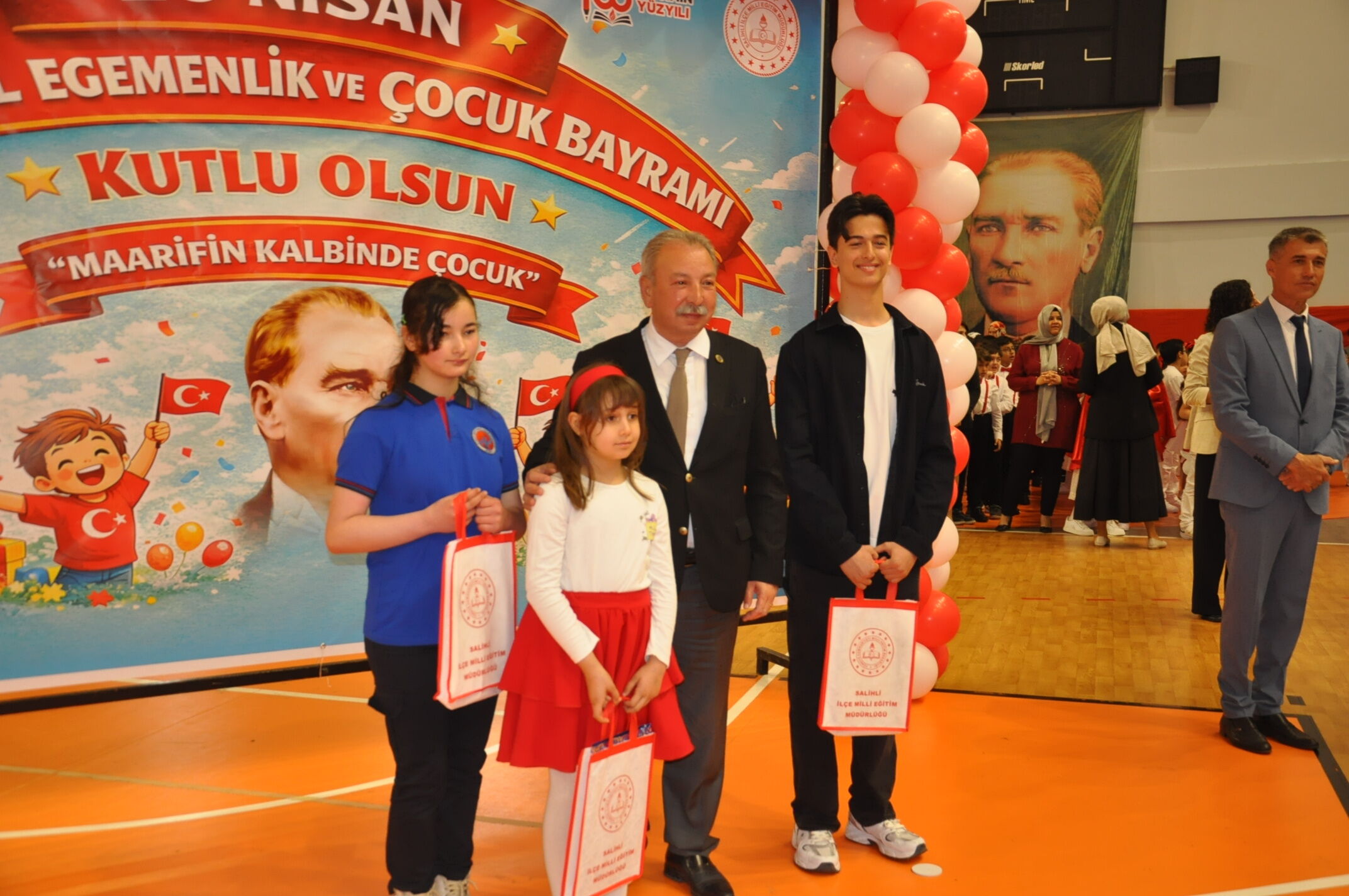 Salihli 23 Nisan Kutlamaları (1)