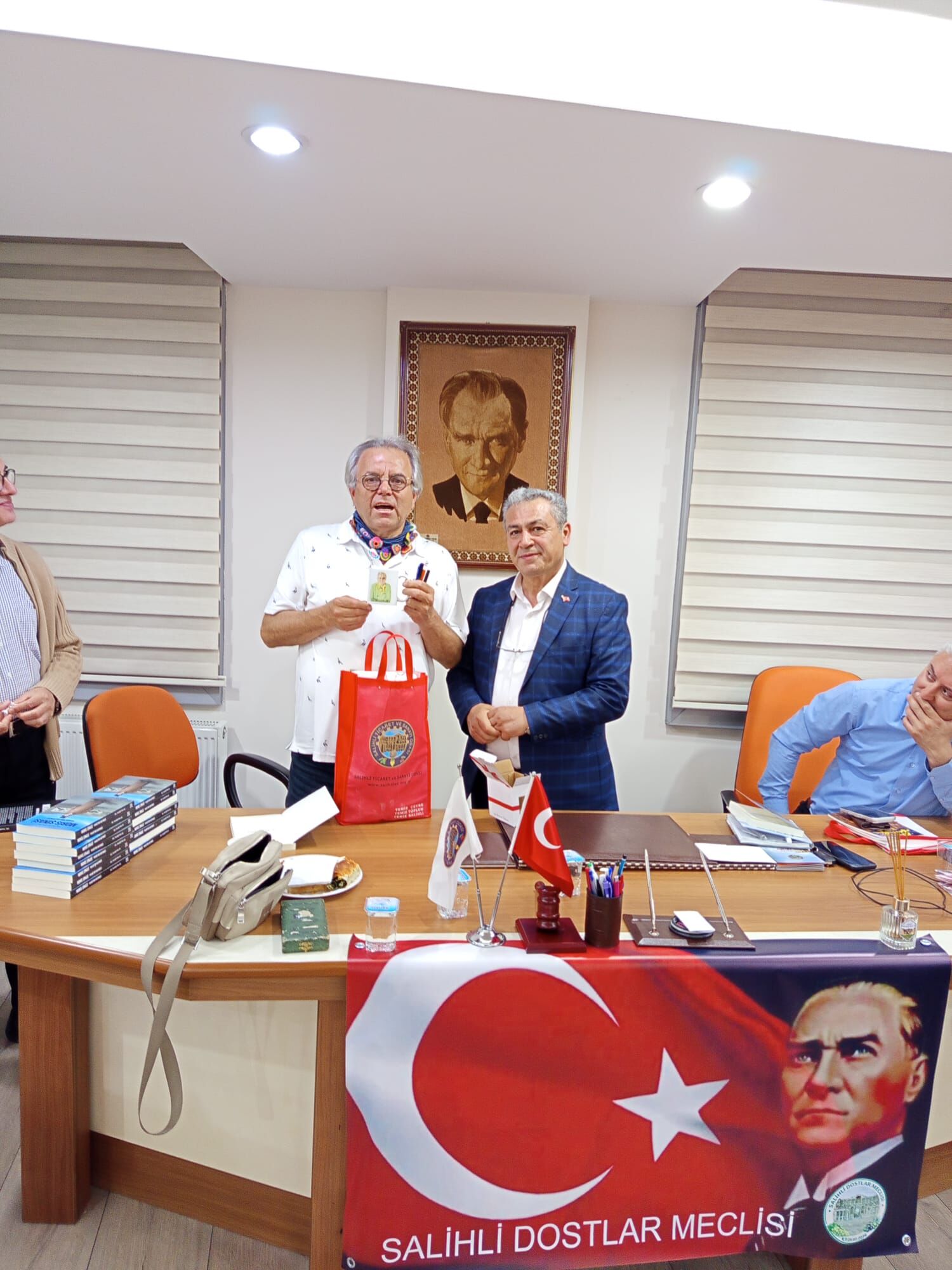 Salihli Fenomen Doktor (3)