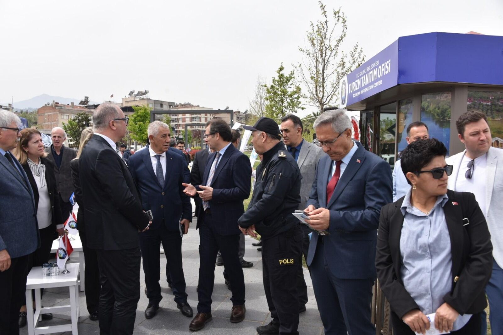 Salihli Turizm Tanitim Ofisi Hizmete Acildi (4)