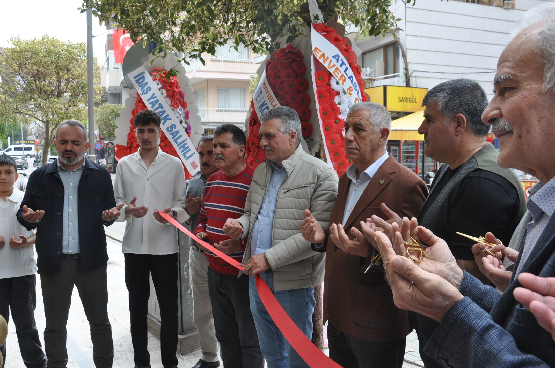 Salihlide De Sa Premium Giyim Magazasi Acildi (16)