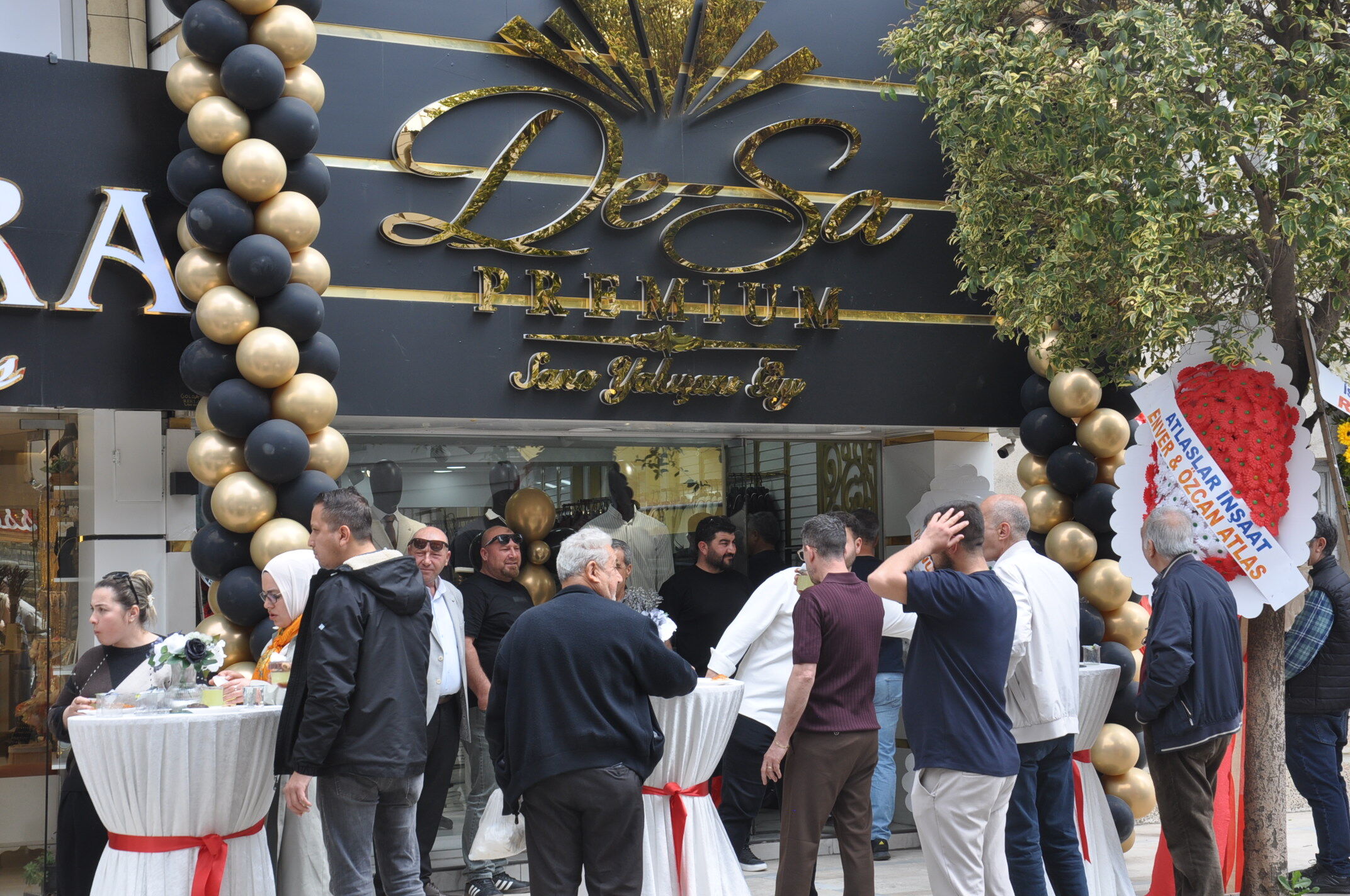 Salihlide De Sa Premium Giyim Magazasi Acildi (20)